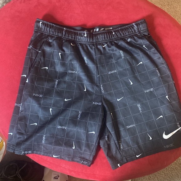 Nike Dri-Fit Athletic Shorts - Picture 5 of 6